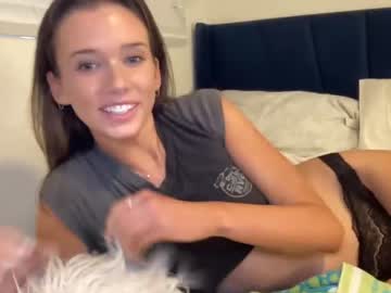 girl
        darlingsterling cam image #2804762