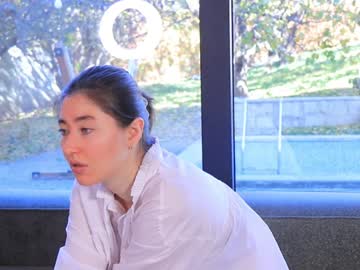 girl
        emmasn0w cam image #3601222