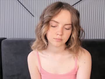 girl
        mya66maya cam image #2821515
