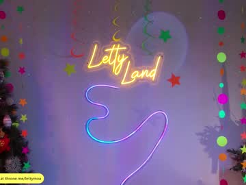 girl
        lettymoa cam image #339937
