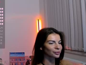 girl
        andrea__bass cam image #4408538