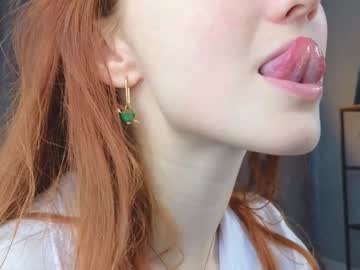 girl
        lynnalltop cam image #2988702