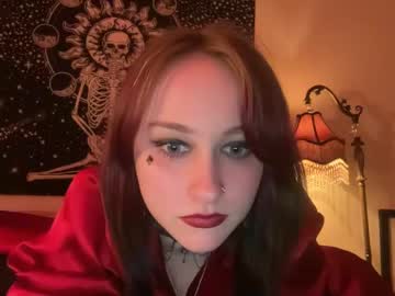 girl
        7uckyjinx cam image #2532325