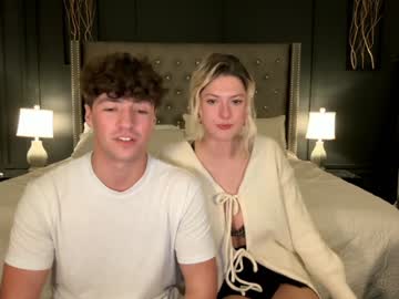 couple
        alpha_luke cam image #3752148