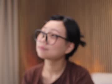 girl
        hinatabroks cam image #3005322