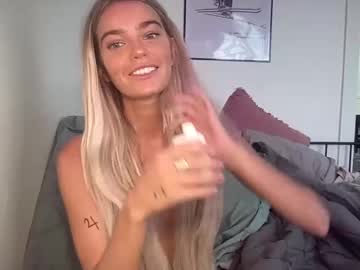 girl
        littlemaryjane19 cam image #2909003