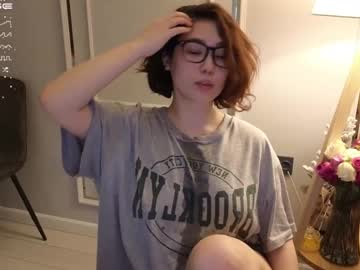 girl
        kimi_kay cam image #2899123