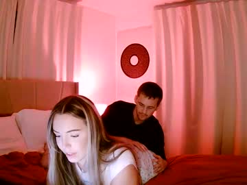 couple Webcam Girls Sex Thressome And Foursome with mommyzworld