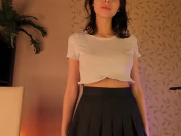 girl
        aimeerogers cam image #821884