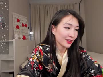 girl
        natsumiito cam image #2371237