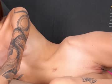 girl
        sapphirealice cam image #1941986