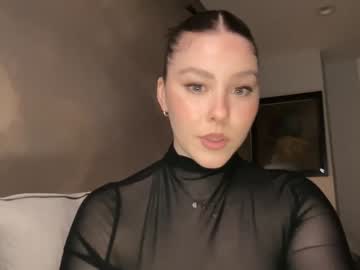 girl
        novavangogh cam image #790570