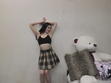 couple
        flowery__girls cam image #1076520