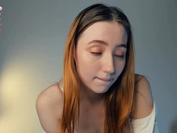 girl
        quennaedger cam image #3740446