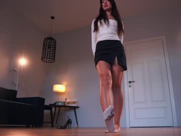 girl
        _mariarty_ cam image #4498345