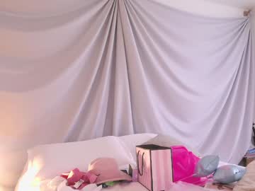 girl
        kendalltyler cam image #4666437
