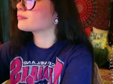 girl
        annatigarr cam image #2434606
