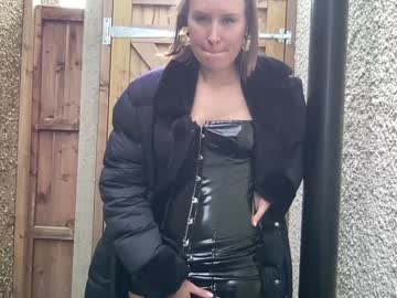 girl
        eatmypie69 cam image #3506771