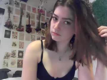 girl
        tatumwest cam image #4424772