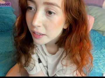 girl
        niilaa cam image #2037759