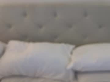 girl
        catberg cam image #1066402