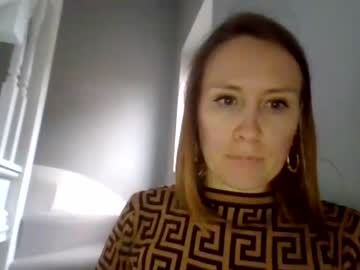 girl
        eatmypie69 cam image #1879479