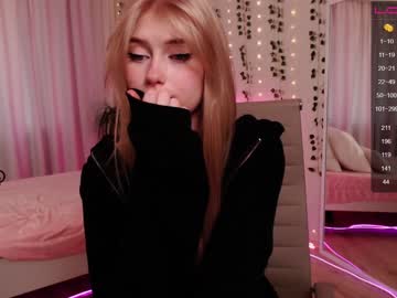 girl
        vonnalein cam image #977982
