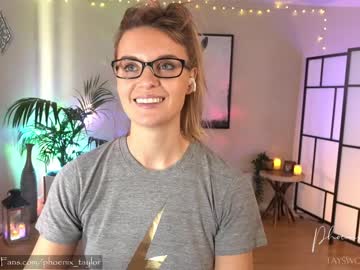girl
        phoenix_taylor cam image #2325422