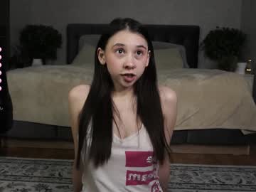 girl
        zarascarlett cam image #4006744