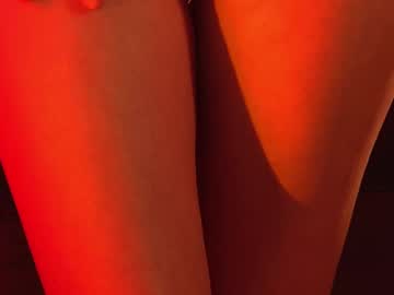 girl
        sophia_lean cam image #4155338