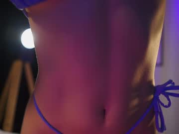 girl
        lucie_beltran cam image #3144610