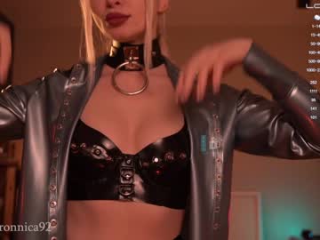 girl
        bronnica cam image #189520