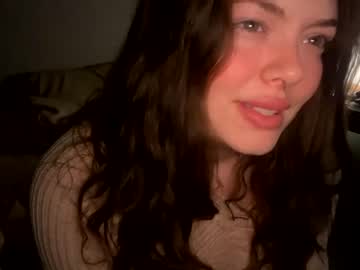 girl
        emersoncane cam image #908234