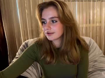 girl
        cute_siberian_girl cam image #3317910