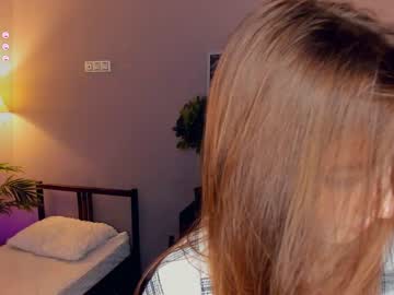 girl
        engelellick cam image #2531024