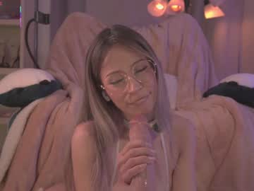 girl
        soficb cam image #4581110