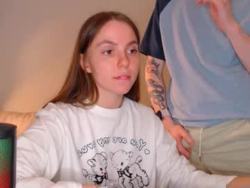 couple
        julsweet cam image #2900301