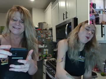 girl
        emberpheonixxx cam image #3714708