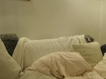 couple
        dicouple cam image #746641