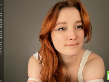 girl
        margarethowell cam image #4450358