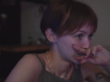 girl
        diruriru cam image #2851322