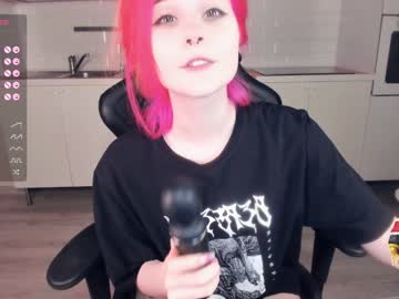 girl
        alicentity cam image #1747591