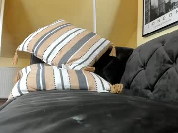 girl
        hotfallingdevil cam image #1126299