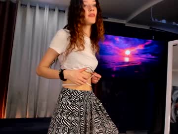 girl
        alisevine cam image #2605617