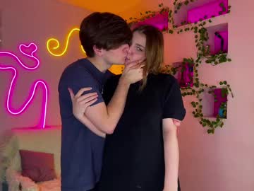 couple
        adrean_sofi cam image #4345447