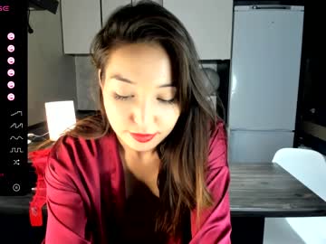 girl
        mary_shiota cam image #1720307