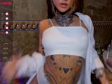 girl
        nickyneck cam image #610668