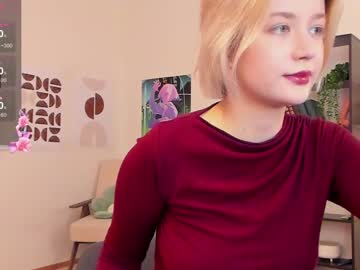 girl
        evamoonie_ cam image #4248125