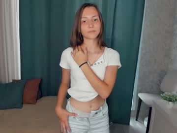 girl
        bridgetenderby cam image #3121631