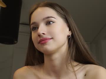 girl
        hecola cam image #3378404